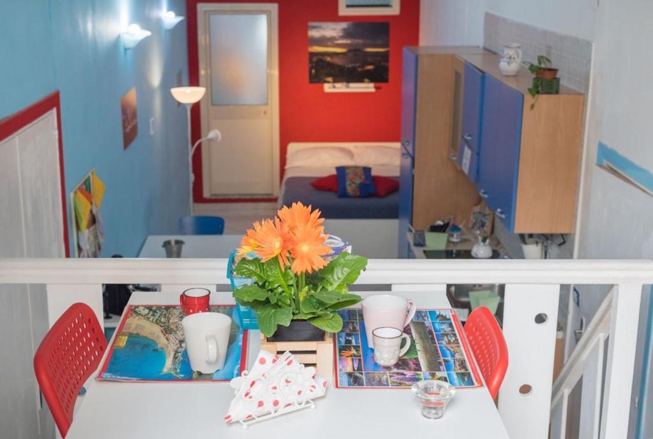 Ferienwohnung Bobbo House Ii, La Finestra Sugli Scavi Neapel Exterior foto